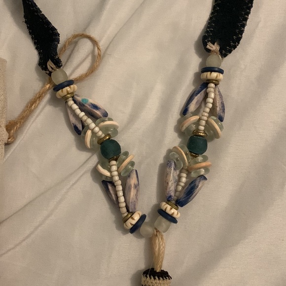 Twine&Twig navy Horse hair necklace - Picture 3 of 10